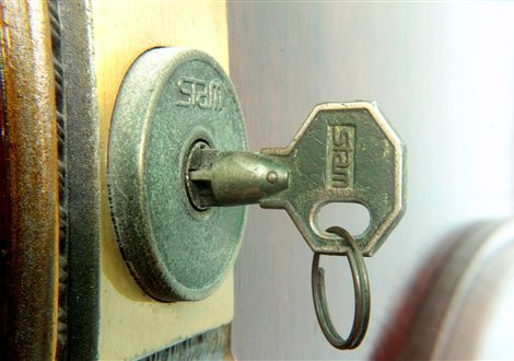 Apertura de puertas en Montgat